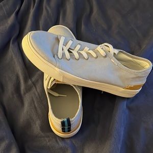 Toms sneaker, worn once